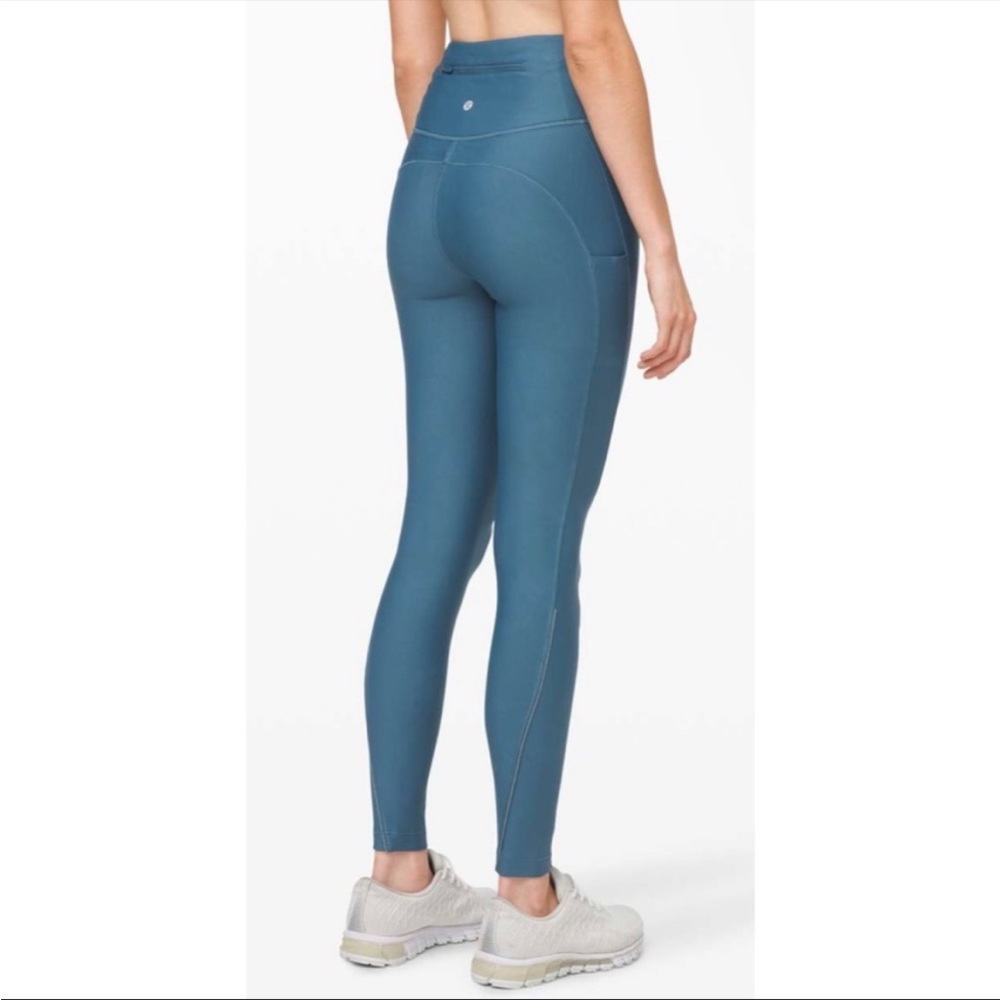 Lululemon Flurry Up Fleece Lined Legging Tight in Blue 8